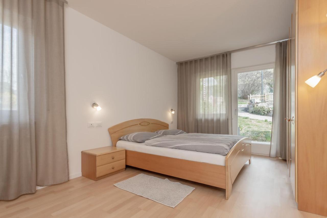 Residence Haus Heinrich Montagna Buitenkant foto